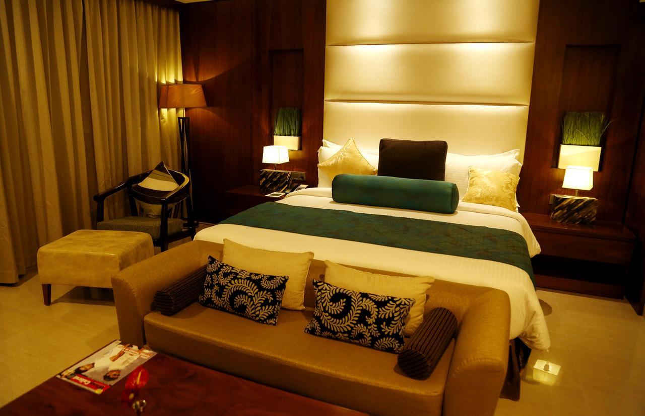 The Raviz Calicut Hotel Exterior photo